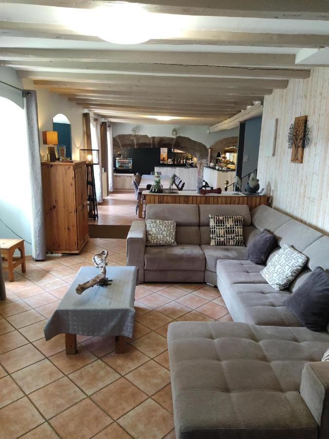 La Pierre Trouee Chambre D'Hotes Chateauneuf-de-Randon Bagian luar foto