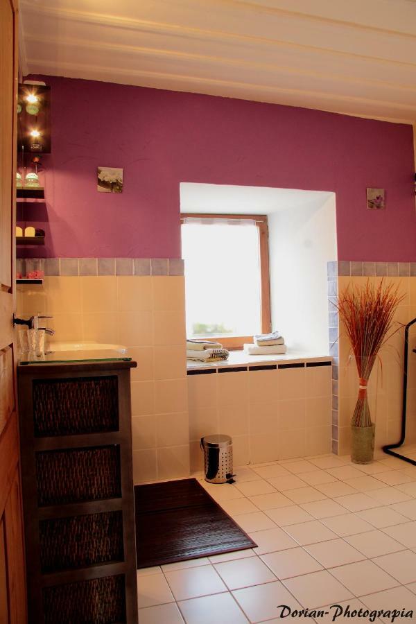 La Pierre Trouee Chambre D'Hotes Chateauneuf-de-Randon Bagian luar foto